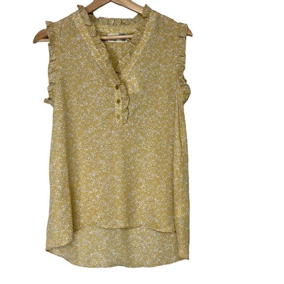 Everleigh Top Size XS Blouse Floral Yellow White Sleeveless Button Shirt V-neck - Picture 3 of 10